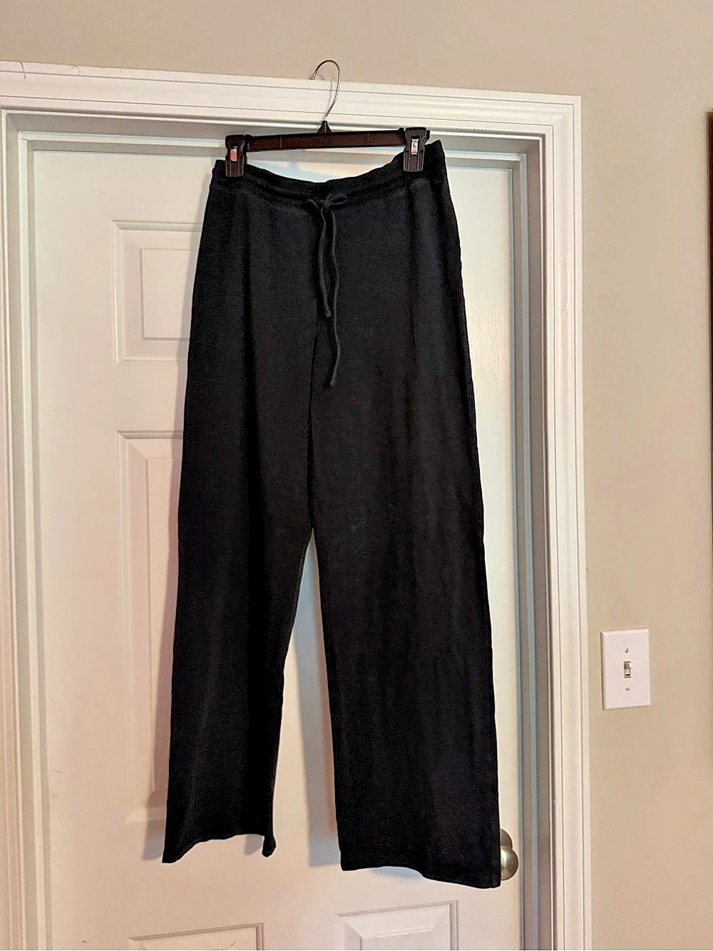 TNA Women's Black Wide Leg Pants Size Medium Like New